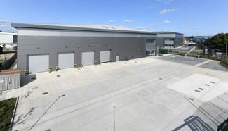 More details for Blackthorne Rd, Slough - Industrial for Lease