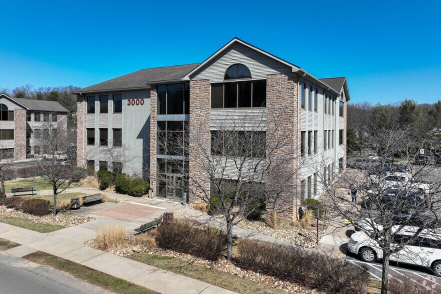 3000 Stonewood Dr, Wexford, PA à vendre - Photo du bâtiment - Image 3 de 23