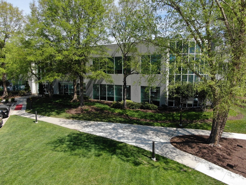 9210 Arboretum Pky, Richmond, VA for lease - Building Photo - Image 1 of 11