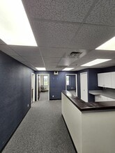 55 Maple Ave, Rockville Centre, NY for lease Interior Photo- Image 1 of 17