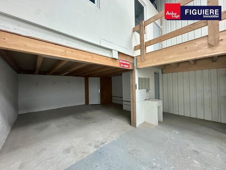 3085 Chemin Du Grand Saint Jean, Aix-en-Provence for lease - Interior Photo - Image 3 of 10