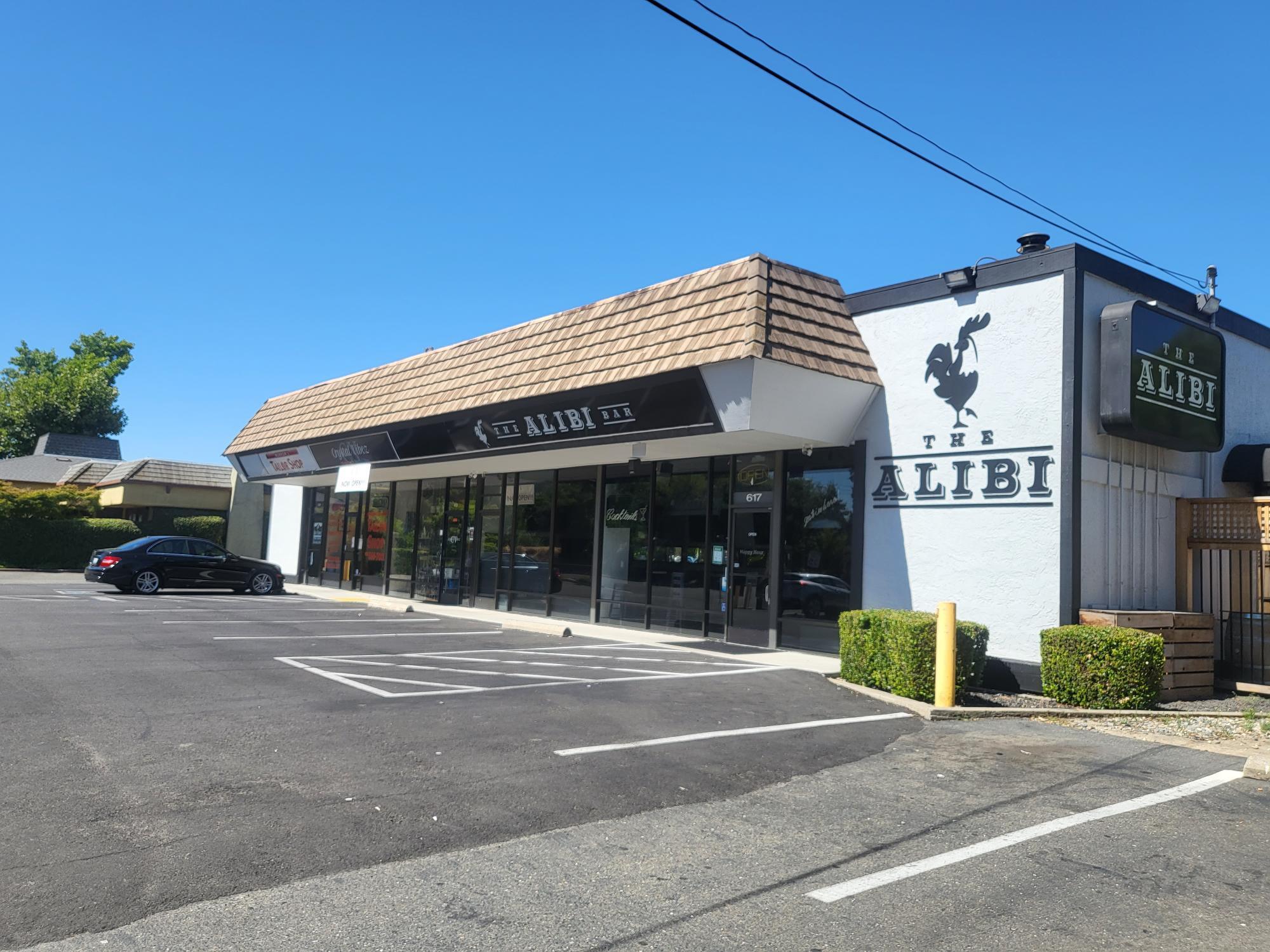 609-617 Munroe St, Sacramento, CA for lease Primary Photo- Image 1 of 2