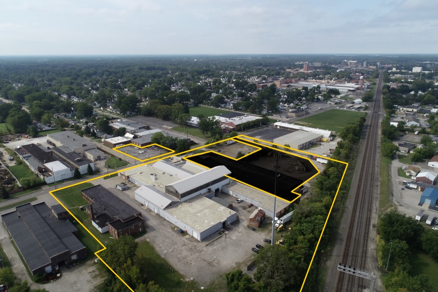 810 Taylor St, Elyria, OH for lease - Building Photo - Image 3 of 18
