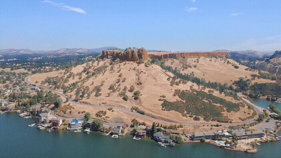 Sanguinetti Ranch portefeuille de 5 propriétés à vendre sur LoopNet.ca - Photo du bâtiment - Image 1 de 4