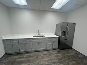 1805 Sardis Rd N, Charlotte, NC for lease Interior Photo- Image 2 of 3