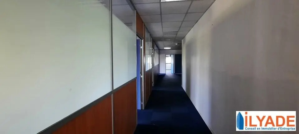 Bureau dans LES MILLES à louer - Photo intérieure - Image 3 de 7
