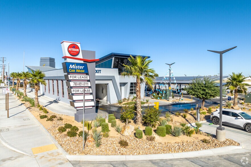 15250 Palmdale Rd, Victorville, CA à louer - Photo du bâtiment - Image 2 de 22