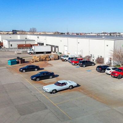 3315-3321 Island Circle cir, Grand Island, NE à louer - Photo du bâtiment - Image 3 de 6