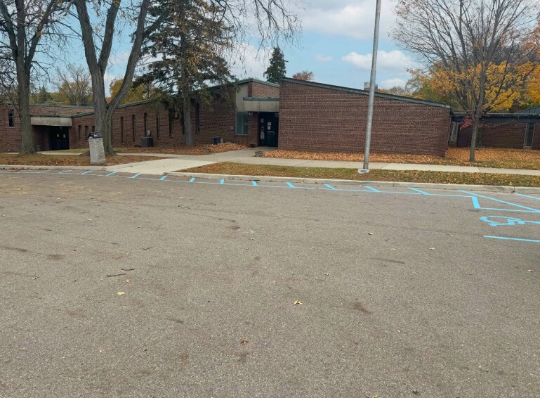25175 Code Rd, Southfield, MI à louer - Photo du bâtiment - Image 2 de 10