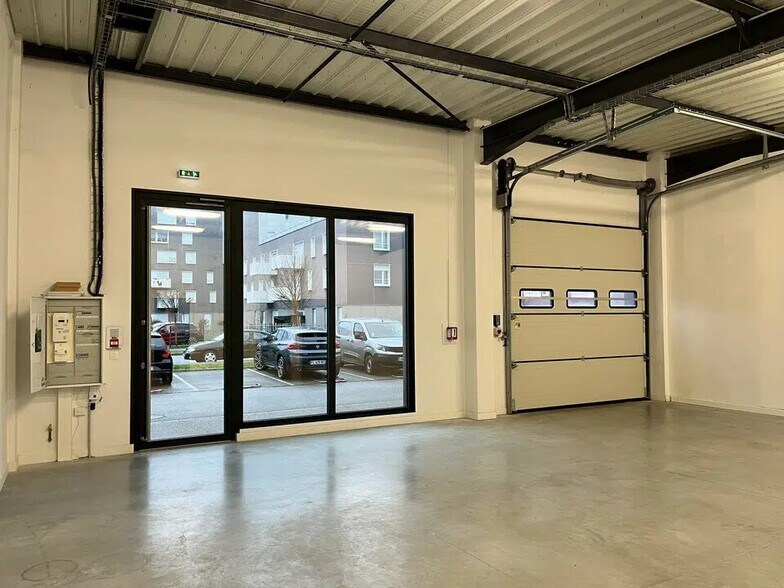 9 Rue Flora Tristan, Strasbourg à louer - Photo intérieure - Image 2 de 11