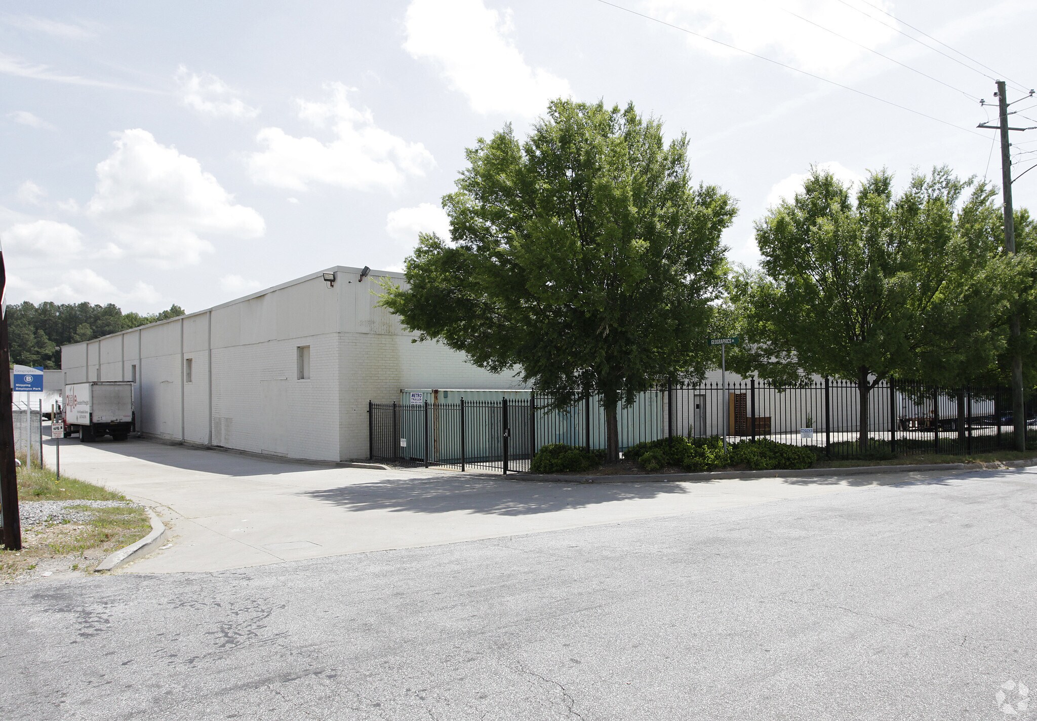 3510-3530 Zip Industrial Blvd SE, Atlanta, GA for lease Primary Photo- Image 1 of 16