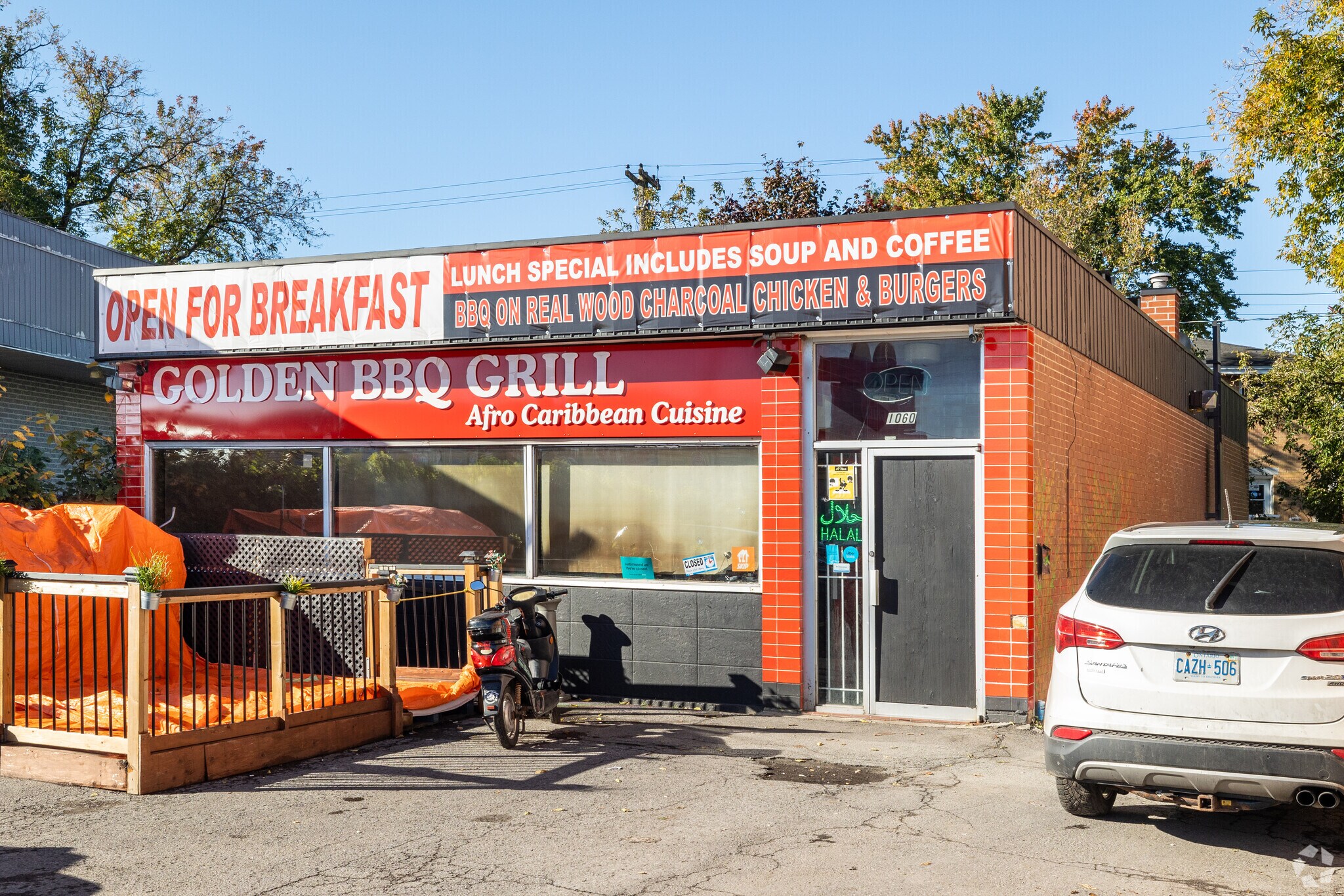 1060 St Laurent Blvd, Ottawa, ON for sale Primary Photo- Image 1 of 1