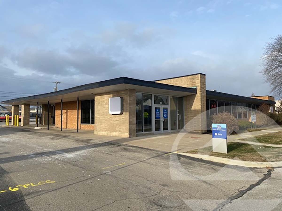 440 Dixie Hwy, Rossford, OH for lease Building Photo- Image 1 of 2