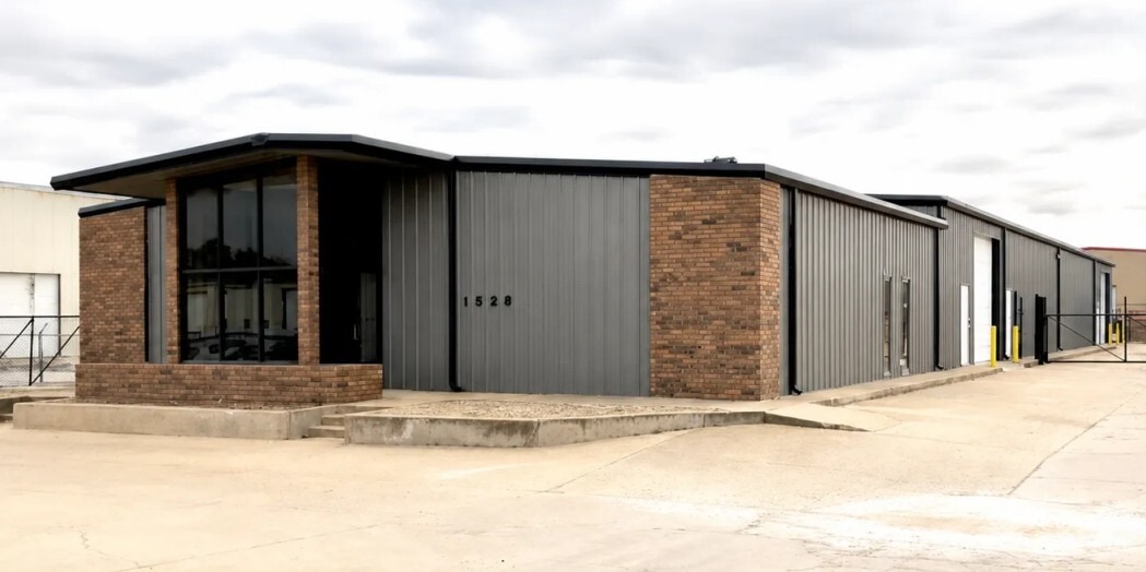 1528 SE 27th St, Oklahoma City, OK for lease Building Photo- Image 1 of 4