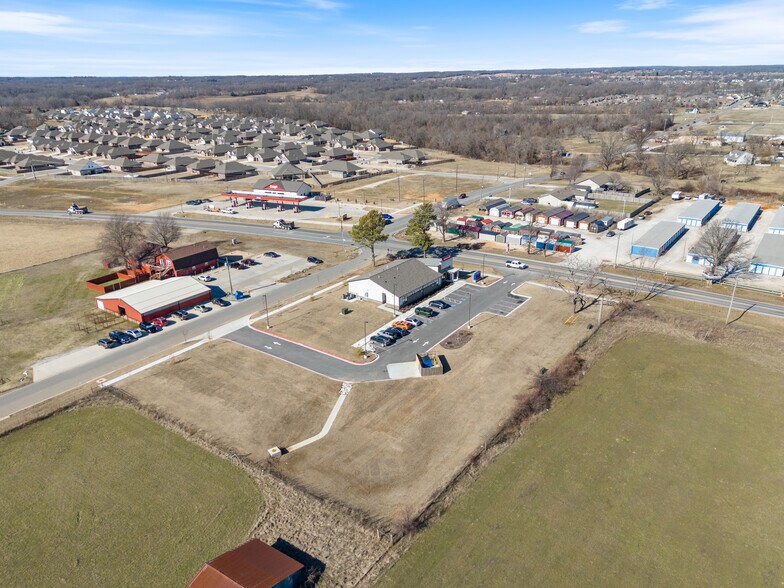 2103 Slack St, Pea Ridge, AR à vendre - Aérien - Image 3 de 11