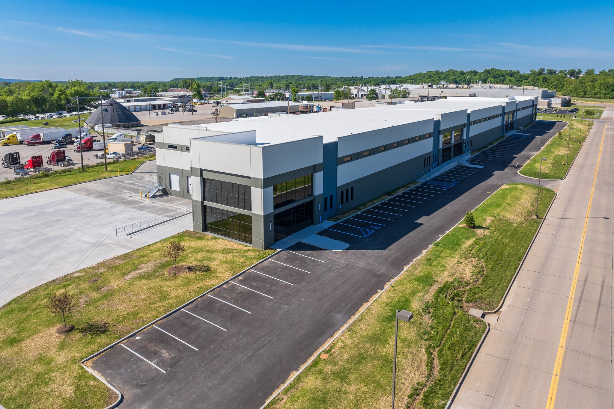2880 Arnold Tenbrook Rd, Arnold, MO à louer Aérien- Image 1 de 8
