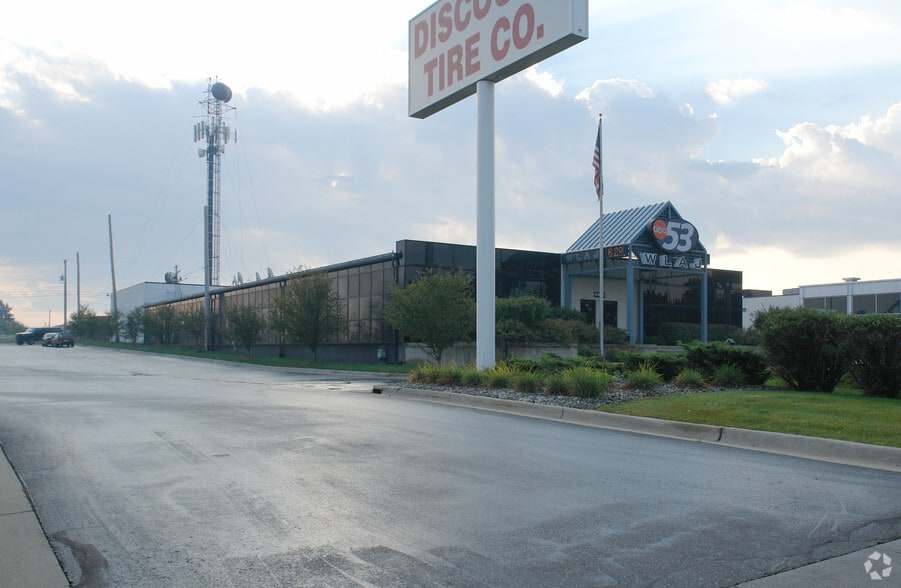 5815 S Pennsylvania Ave, Lansing, MI for lease - Building Photo - Image 3 of 3