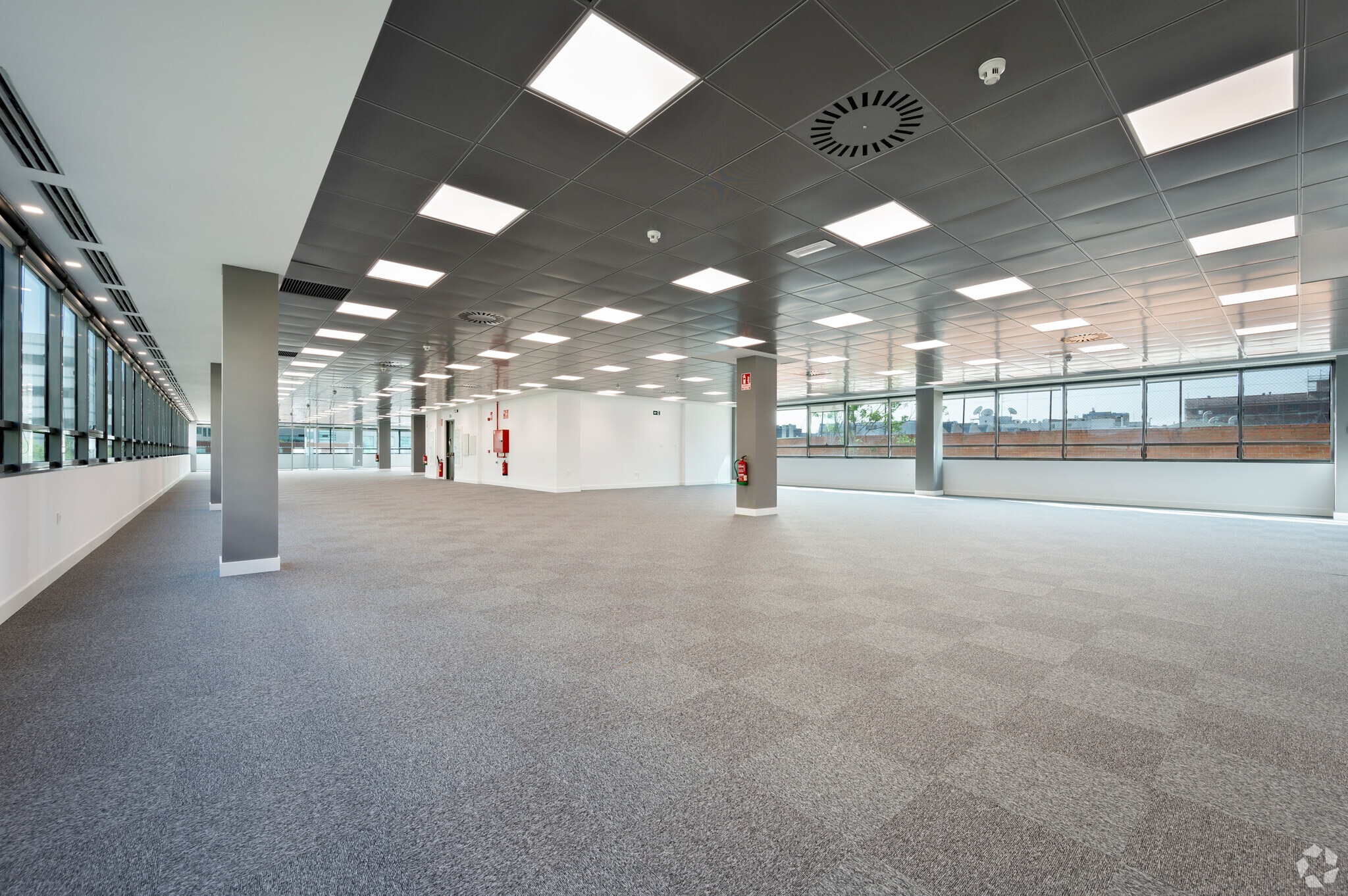 Calle Hermanos García Noblejas, 37 C, Madrid, Madrid for lease Interior Photo- Image 1 of 15