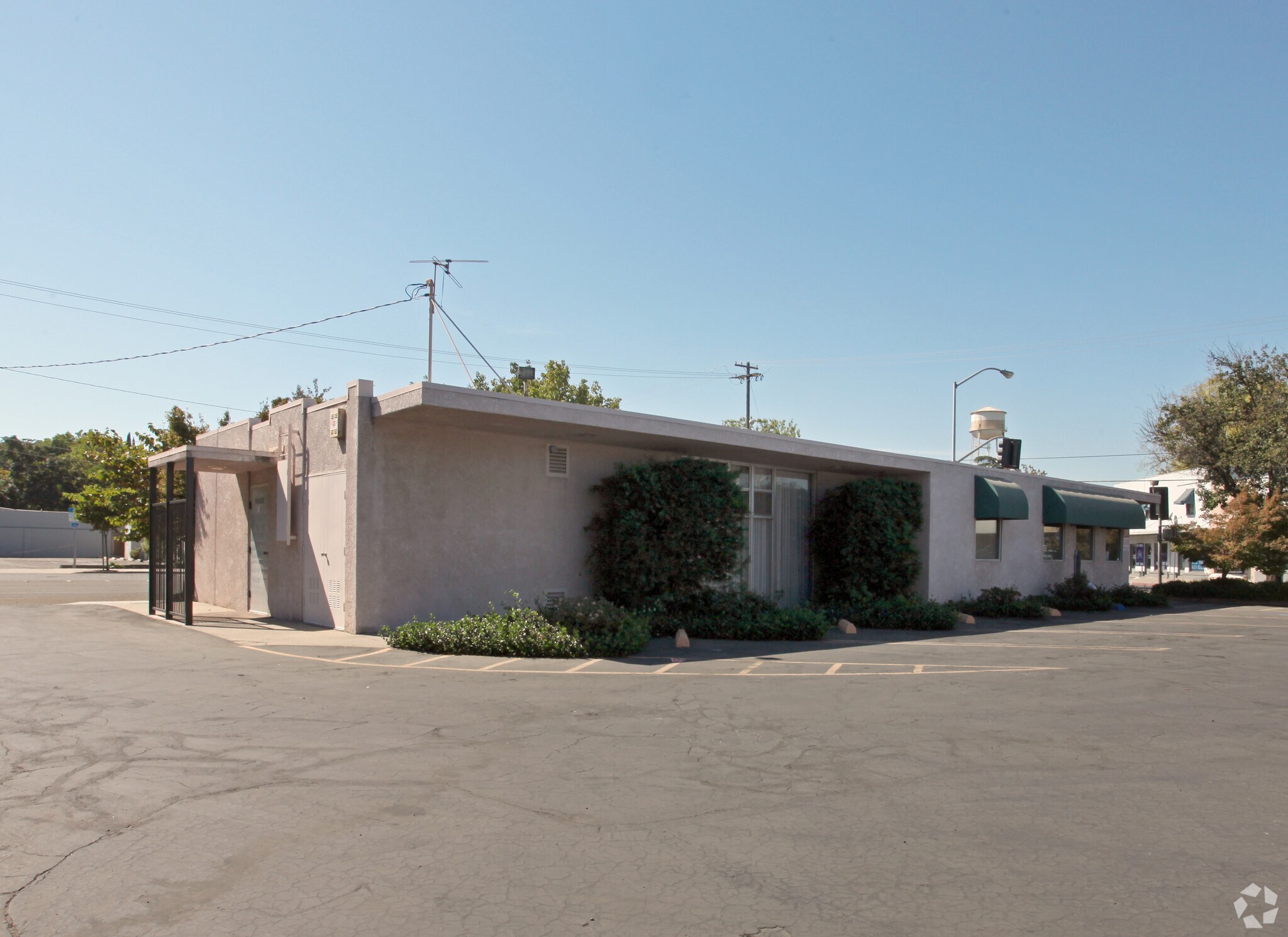 400 Burney St, Modesto, CA for sale Primary Photo- Image 1 of 13