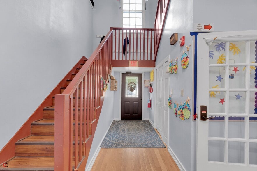 14 Chisholm Trail Rd, Round Rock, TX for sale - Building Photo - Image 2 of 33