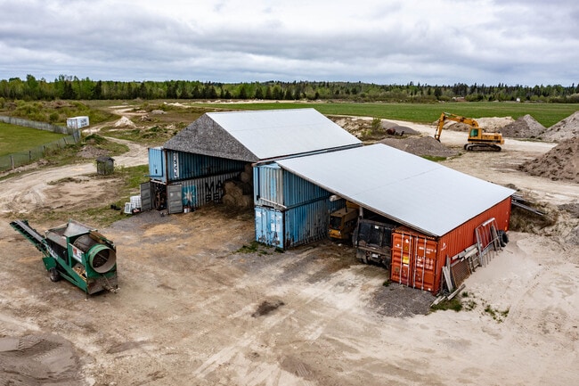 Plus de détails pour Terrain à vendre