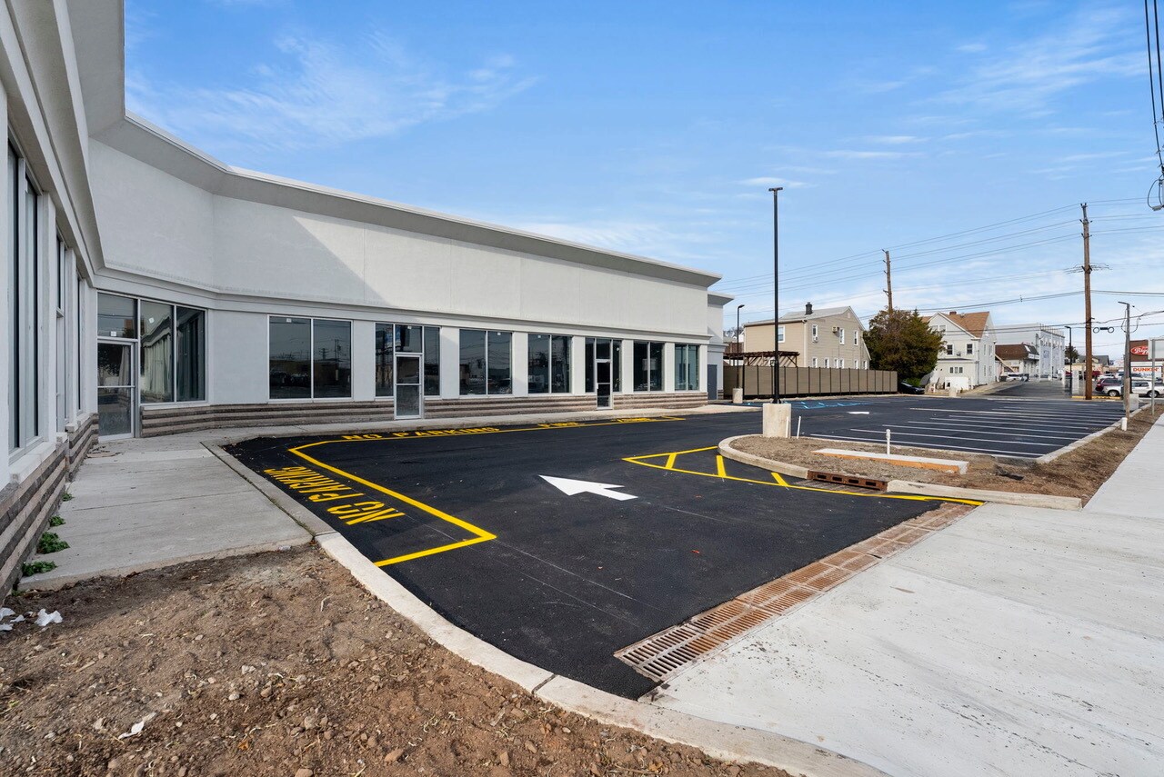 328 State Rt 17, Carlstadt, NJ for lease Building Photo- Image 1 of 13