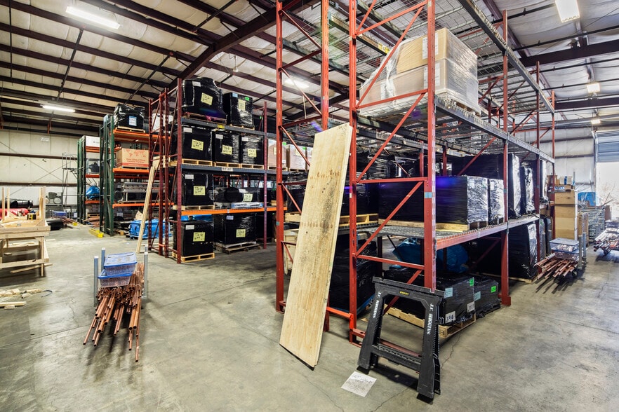 133 Maple St, Stoughton, MA for lease - Interior Photo - Image 3 of 7