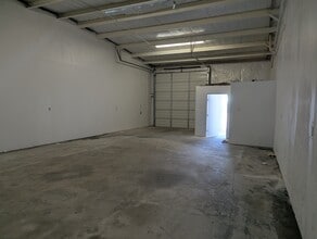 1511 Brandi Ln, Round Rock, TX for lease Interior Photo- Image 2 of 6