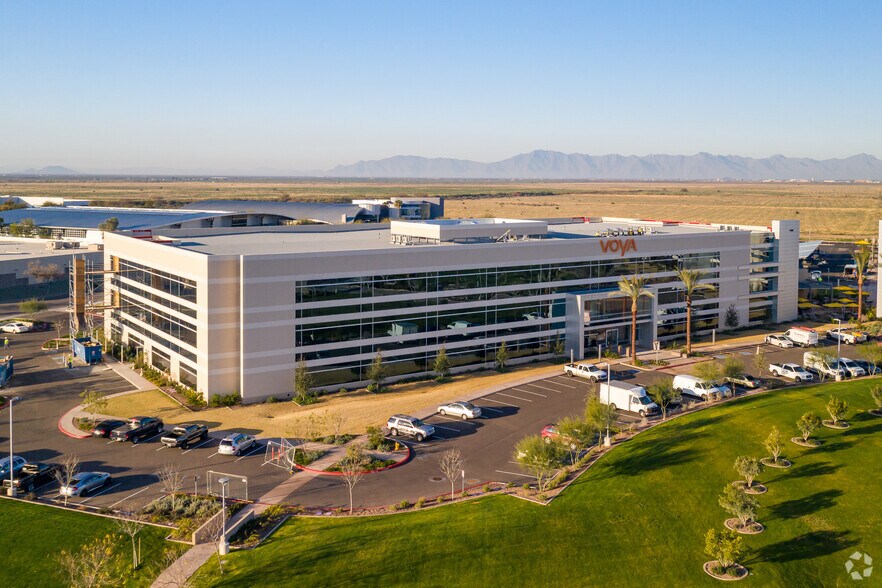 1700 S Price Rd, Chandler, AZ à louer - Photo du bâtiment - Image 2 de 3