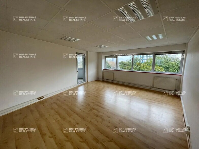 Bureau dans Nantes à vendre - Photo du bâtiment - Image 3 de 12