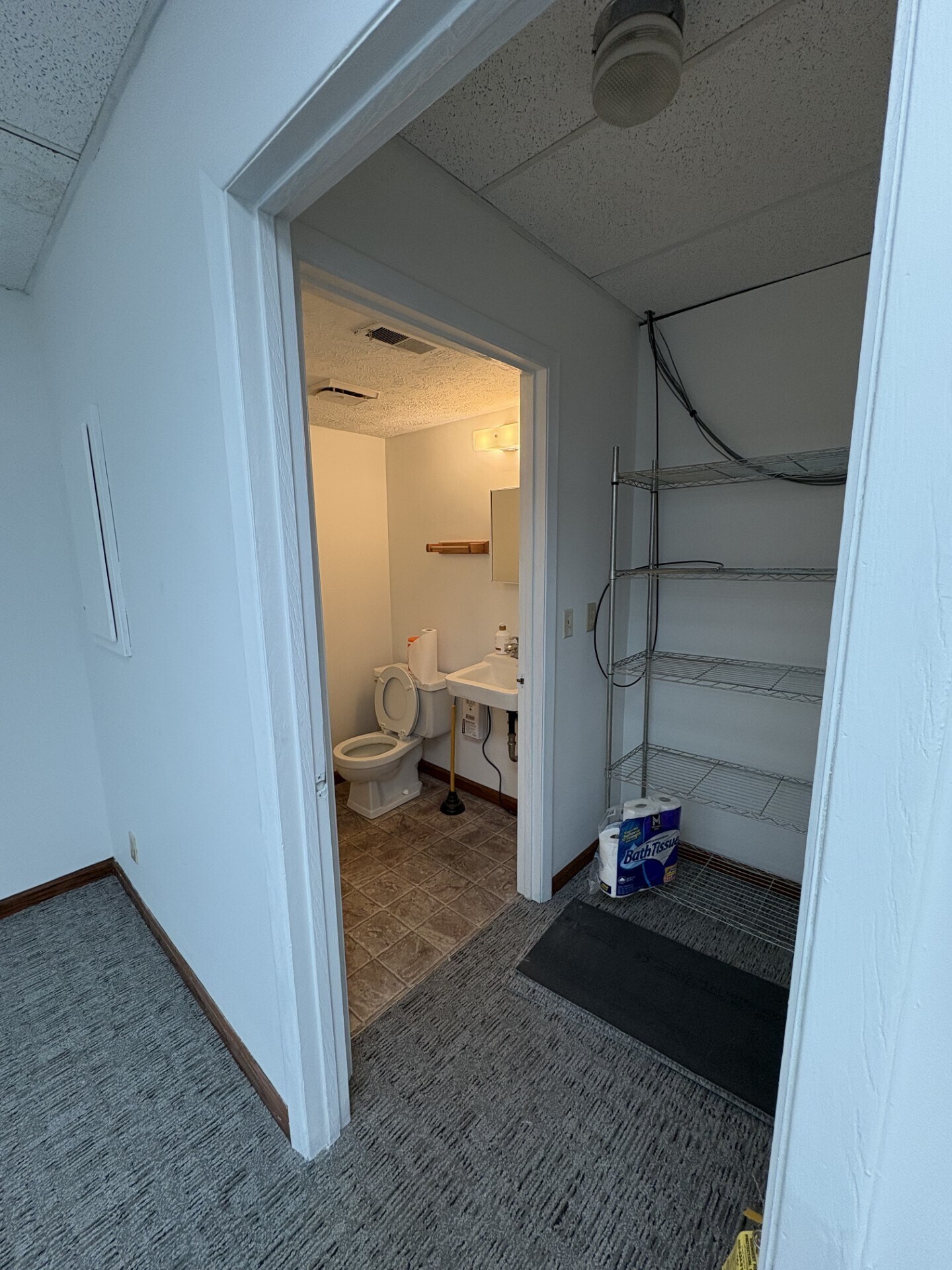 1215-1243 S 119th St, Omaha, NE for lease Interior Photo- Image 1 of 4