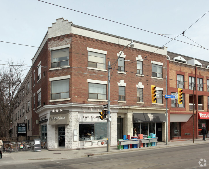 2102-2106 Queen St, Toronto, ON for lease - Primary Photo - Image 1 of 8