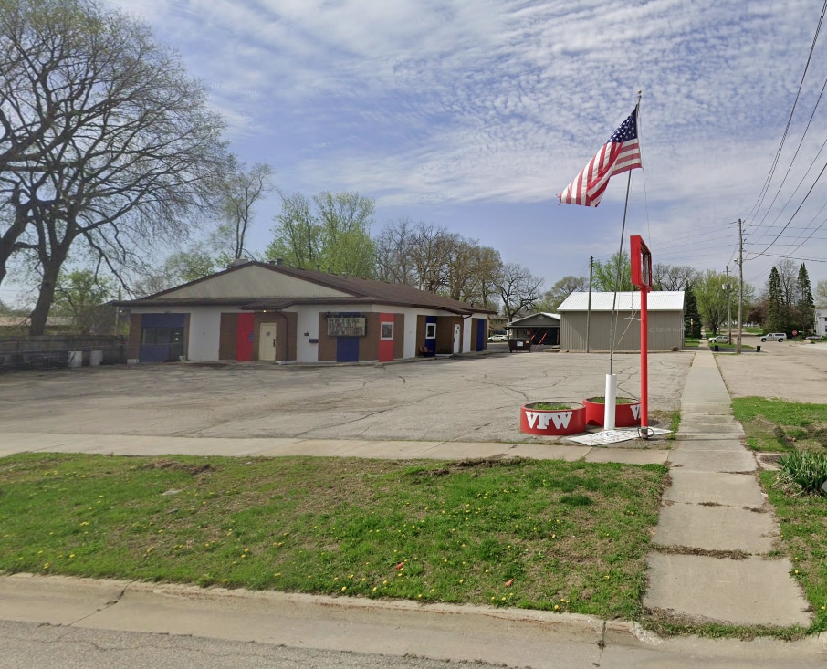 1406 Commercial St, Waterloo, IA for sale Primary Photo- Image 1 of 2