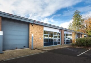 875-880 Plymouth Rd, Slough à louer Photo du bâtiment- Image 2 de 2