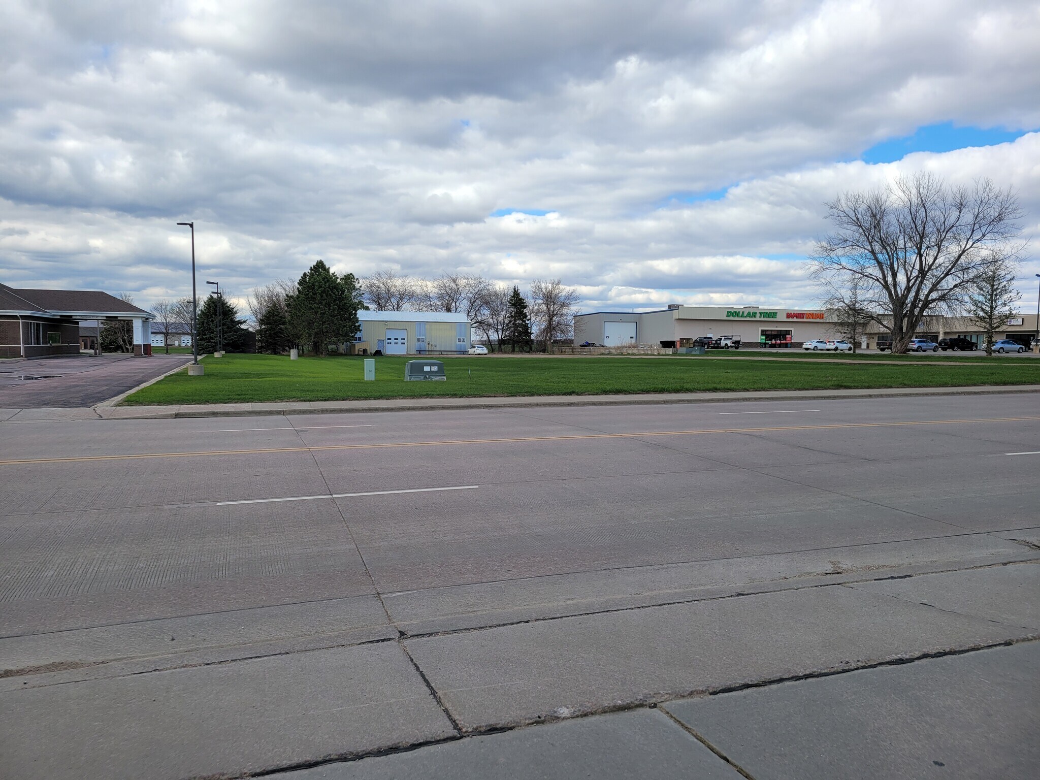 1204 W Cedar St, Beresford, SD à vendre Photo du bâtiment- Image 1 de 1