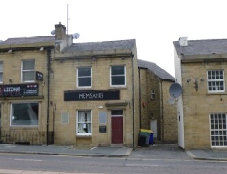 37-39 Queensgate, Huddersfield for sale Primary Photo- Image 1 of 1