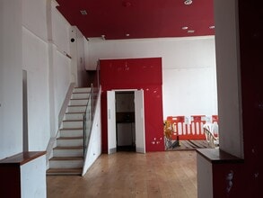 Wellington St, Bingley for lease Interior Photo- Image 1 of 2
