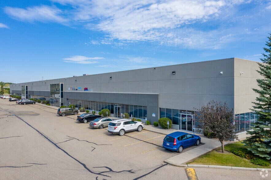 7902-7944 10th St NE, Calgary, AB for sale - Building Photo - Image 1 of 1