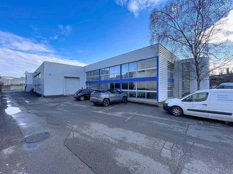 28 Rue Charles Antoine Martin, Saint-Fons for lease - Building Photo - Image 3 of 18