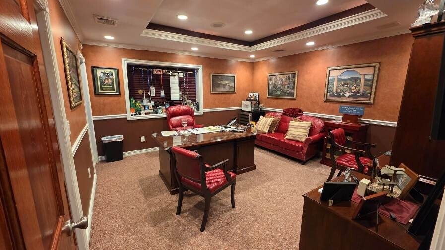 70 Remington Blvd, Ronkonkoma, NY à vendre - Photo du bâtiment - Image 2 de 5