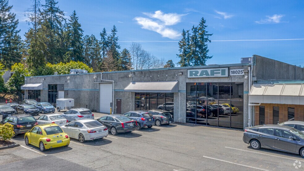 18023 Highway 99, Lynnwood, WA à louer - Photo principale - Image 1 de 14