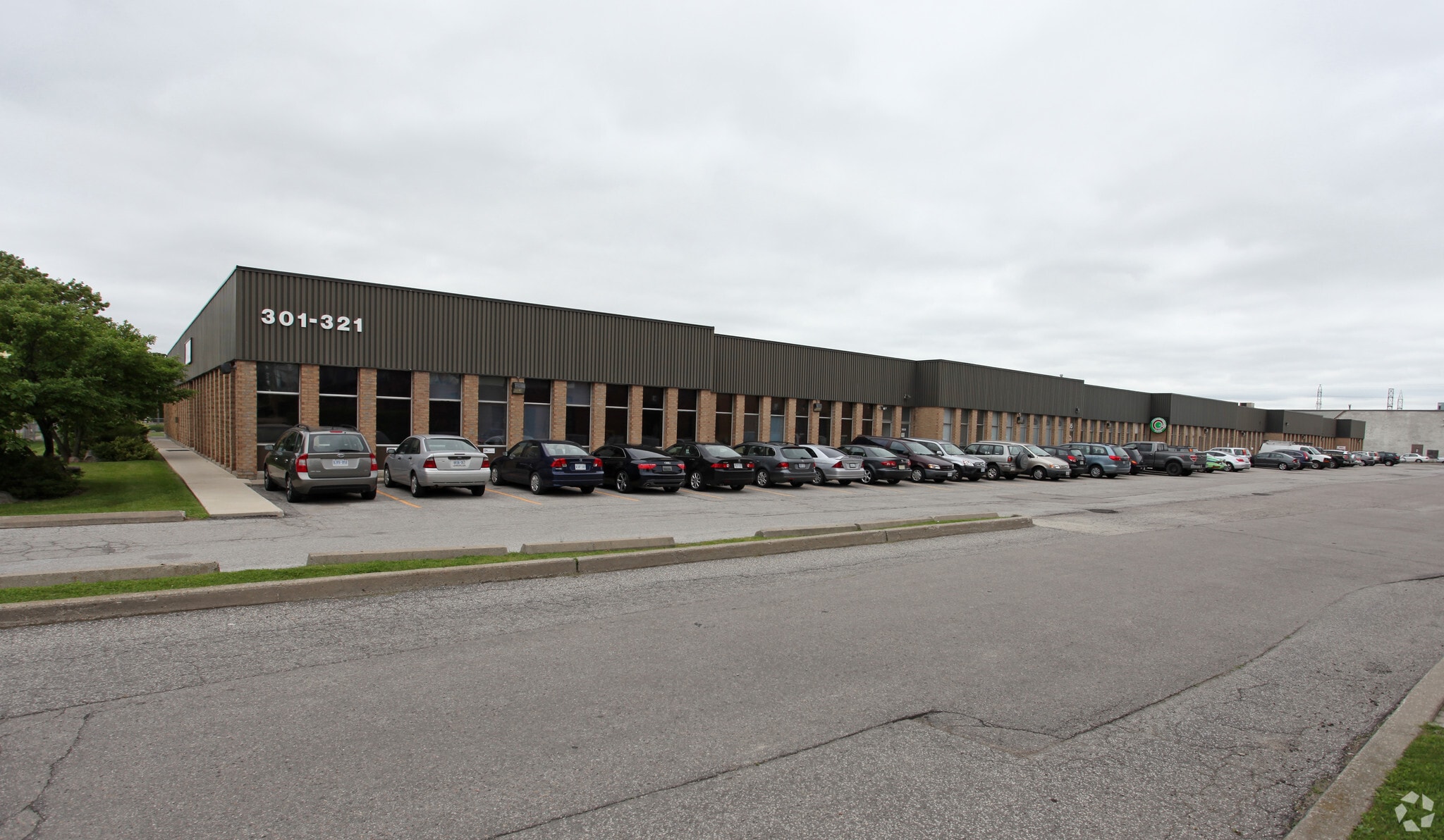 301-321 Supertest Rd, Toronto, ON for sale Primary Photo- Image 1 of 1