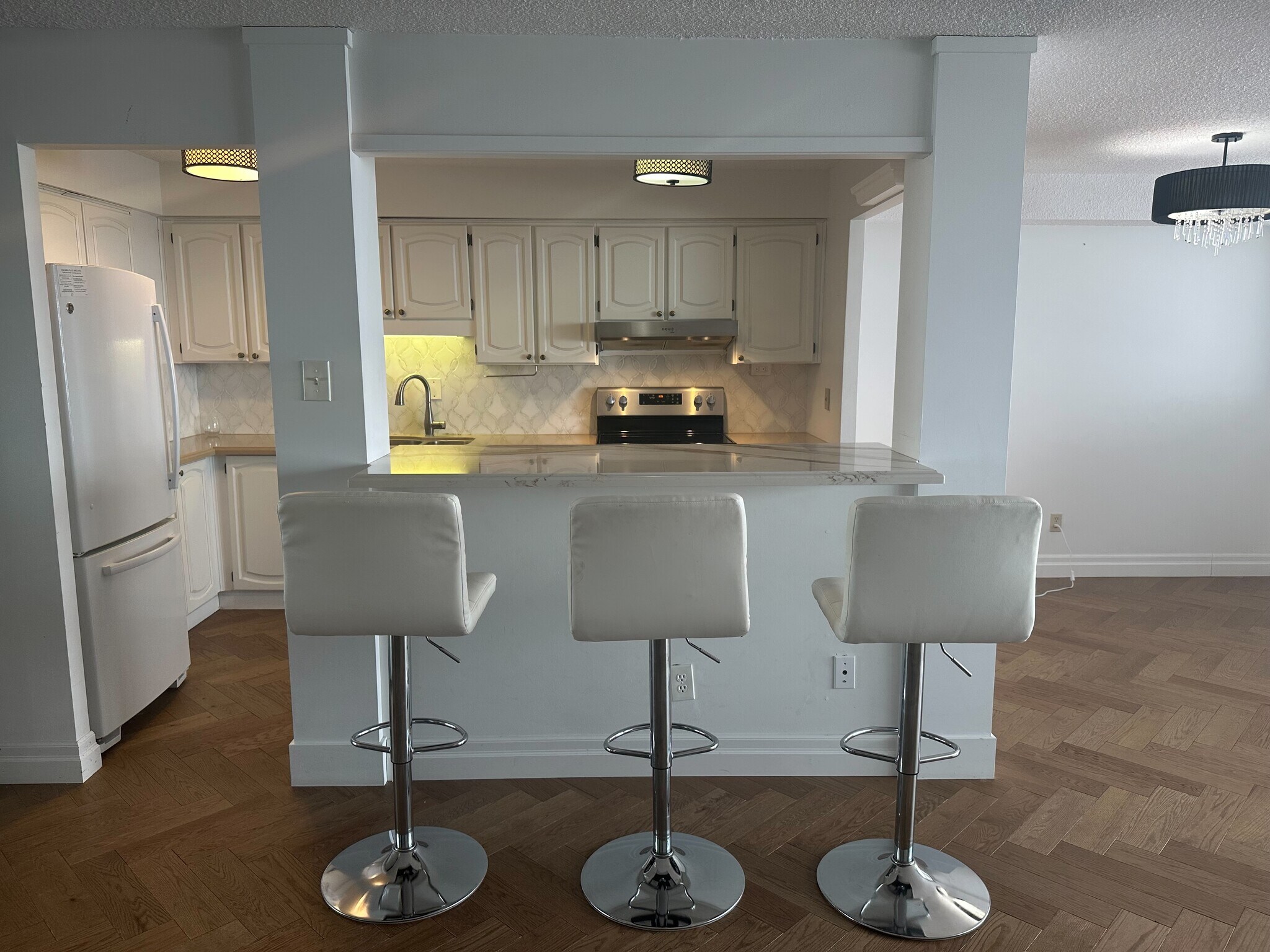 375 King St N, Waterloo, ON à vendre Photo intérieure- Image 1 de 1