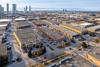 133 Applewood Cres, Vaughan, ON - Aérien  Vue de la carte