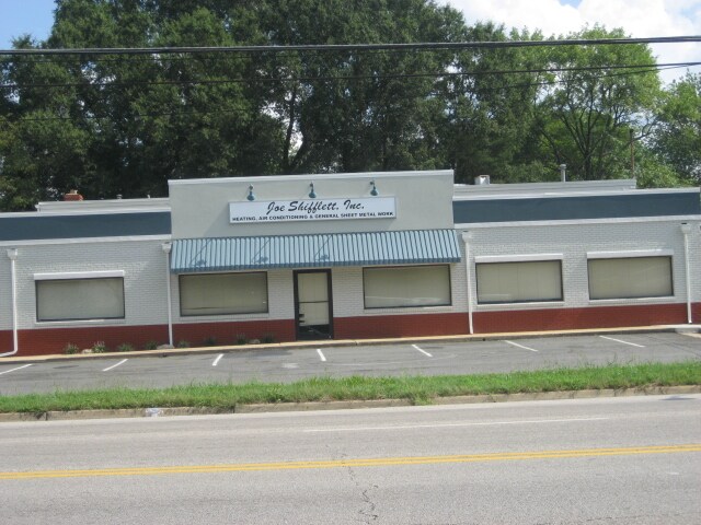 8123 Richmond Hwy, Alexandria, VA à louer - Photo du bâtiment - Image 2 de 9