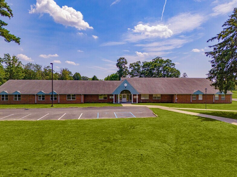 1835 E Landis Ave, Vineland, NJ à louer - Photo du bâtiment - Image 1 de 15