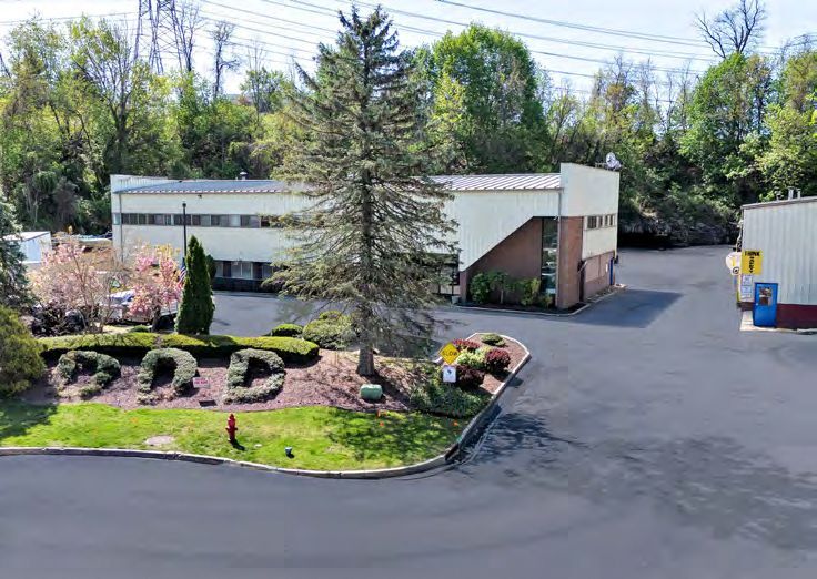 3 Browns Ln, Hawthorne, NY à louer - Photo du bâtiment - Image 2 de 8