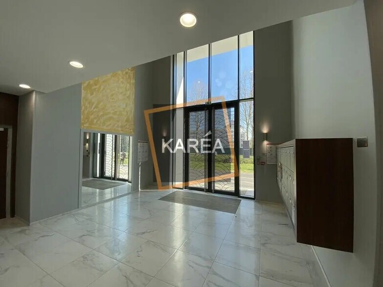 Bureau dans Chessy à vendre - Photo du bâtiment - Image 3 de 5