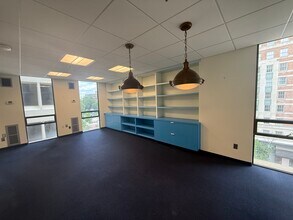 1320 19th St NW, Washington, DC for lease Interior Photo- Image 2 of 5