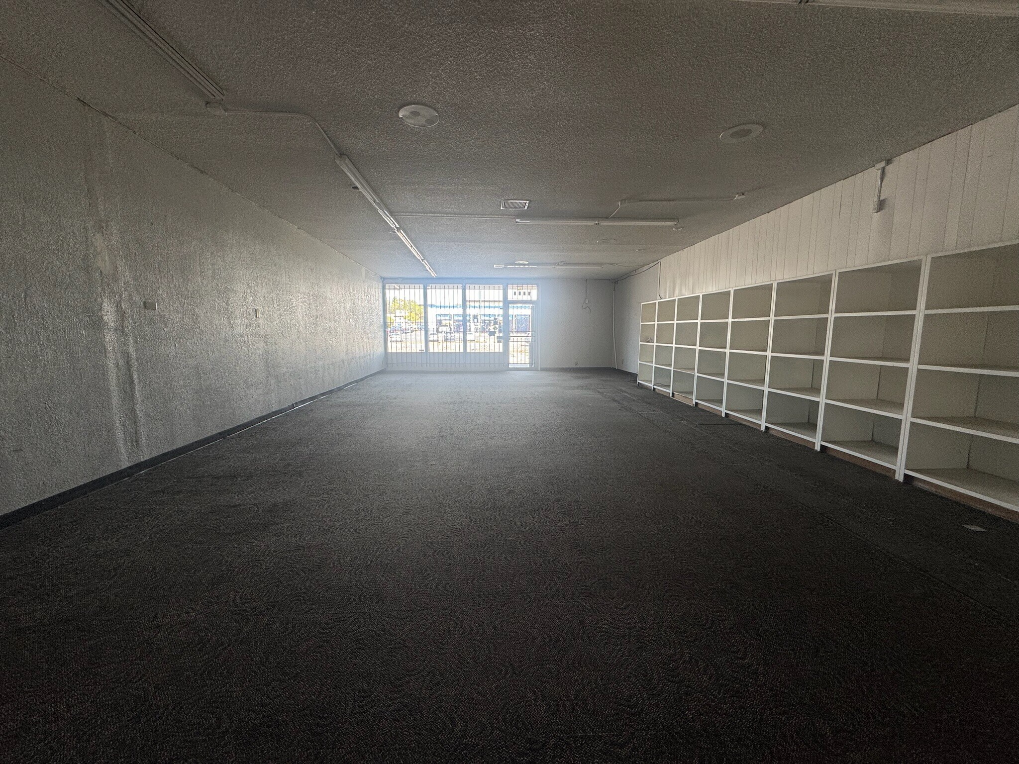 4705-4725 Manzanita Ave, Carmichael, CA à louer Photo du bâtiment- Image 1 de 7